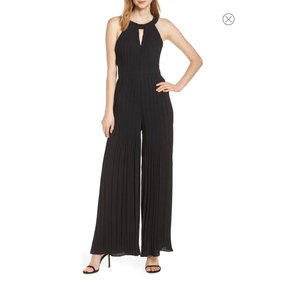 Harlyn Pleated‎ Wide Leg Jumpsuit Black Size S